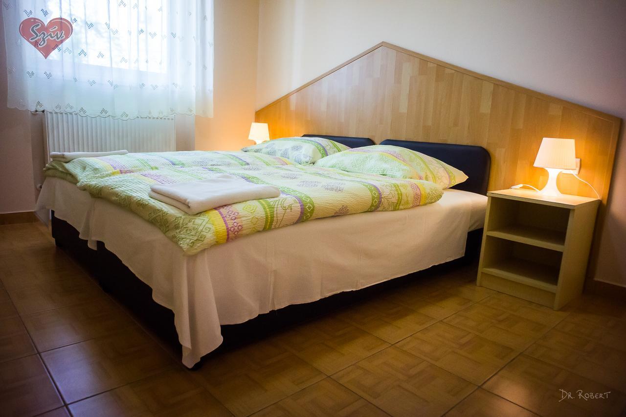 Civis Szallashely Debrecen Bagian luar foto