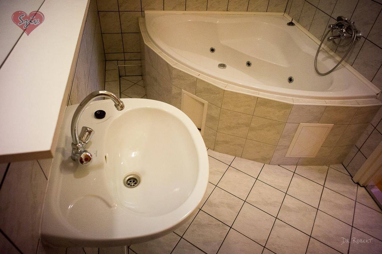 Civis Szallashely Debrecen Bagian luar foto