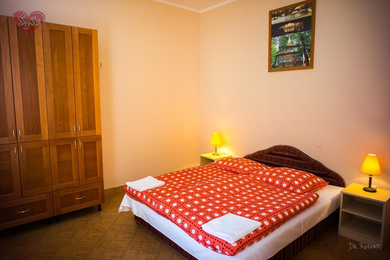 Civis Szallashely Debrecen Bagian luar foto