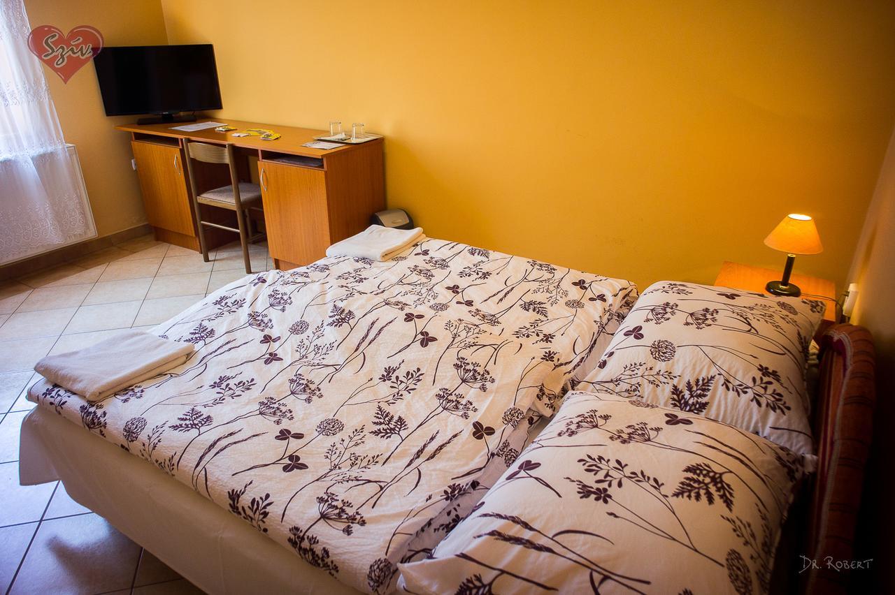 Civis Szallashely Debrecen Bagian luar foto